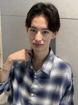 トリッカ シブヤ(TRICCA SHIBUYA)&nbsp;メンズカットパーマフェザーニュアンス毛流れセンターパート渋谷