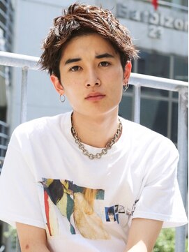 アフロート ディル(AFLOAT D'L) ◆AFLOAT◆サイドパートショートワイルドアップバング　テクノ