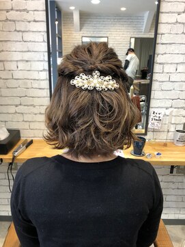 アペル(APARE) ♪ボブ×ハーフアップ♪