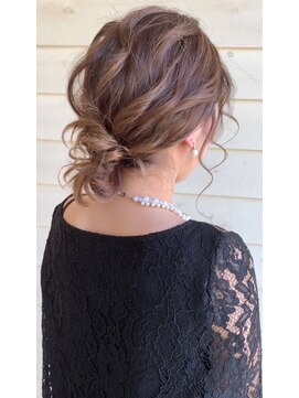 スイッチプラス(switch+) 【松浦】ゆるっとルーズシニヨン