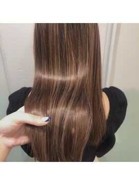 ジーナ 勝どき(Zina) Zina】前髪/くびれ/イヤリングカラー/イメチェン/20代30代40代