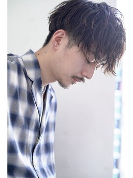 Joemi 新宿 メンズマッシュ ヒゲ スパイラルパーマ 近江 L ジョエミバイアンアミ Joemi By Un Ami のヘア カタログ ホットペッパービューティー
