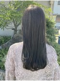 オリーブベージュ