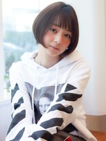 マイラ 銀座(myla)&nbsp;斜めバングレージュシルキーベージュデザインカラー艶髪ショート