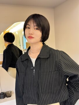 ヤイエ(yiye) ボブ/ミニボブ/顔周りレイヤーカット/ショートボブ/外はねボブ