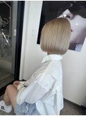 ブロンドシルバー　ボブ