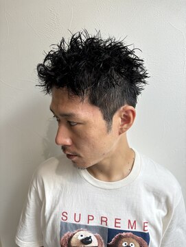 グラフ 立川(Graph.) スパイキーショートレイヤーメンズカット