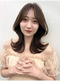 ミディアムレイヤーウルフベージュ黒髪グレー