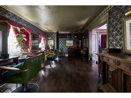 フローリアン(FLORIAN)の写真