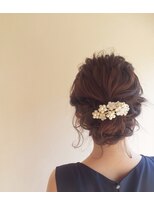 クリリ(KURIRI)&nbsp;お呼ばれヘアアレンジ