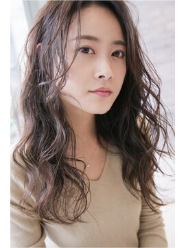 アヴァン ヘアリゾート 30代～40代/大人女性ロングヘア