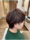 刈り上げ女子ショート♪