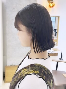 センスヘア(SENSE Hair) プツッとラインが可愛い！簡単スタイリング！切りっぱなしボブ