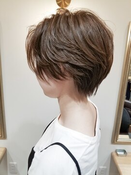 リアン(lien) レイヤーハンサムショート