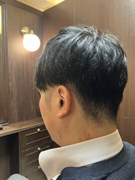 ヘアサロン大野 艶出専科本店 2ブロックショート
