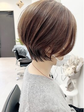 スリー(Th:ree) 大人可愛い20代30代40代丸みとくびれショートボブ◎