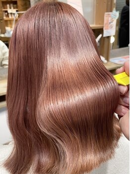アングゥ ウル(ungu ul)の写真/髪質やダメージに合わせてあなただけの組み合わせを－。Aujuaのヘアケアでずっと触っていたくなる質感に。