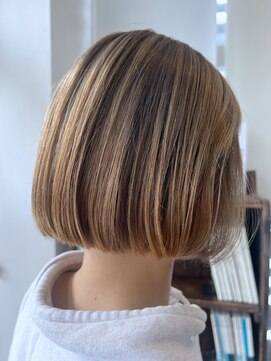 ザ カラー ラボ(THE COLOR LABO) シャドールーツ　ミニボブ