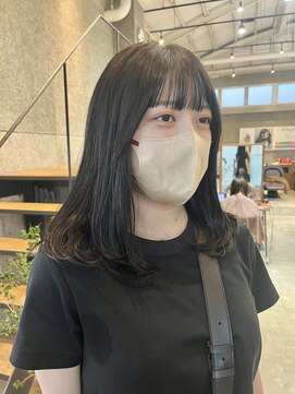 マザー(MOTHER) ブリーチなしのグレージュカラー