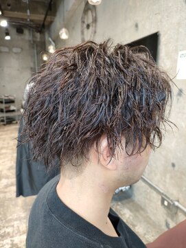 ライズ 綾瀬店(RISE) 朝弱い人必見！！ツーブロベースのゆるツイストパーマ！！