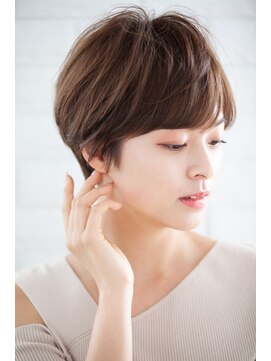 リル 8F 銀座(Rire) 【Rire-リル銀座-】大人美人マッシュショート