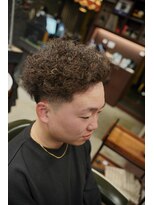 フォーコーナーズカットショップスリーセント 栄(FourCornersCutShop 3/cent)&nbsp;カーリーアフロ