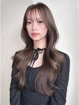 チル(Chill)の写真/最旬トレンド！韓国スタイル風レイヤーカットで、ミディアム・ロングヘアに輝きを♪