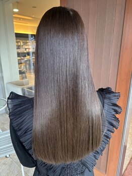 ヘアースペース ブイ(hair space V)の写真/【東加古川/駐車場あり】酸性ストレートパーマ★従来よりダメージレス&ナチュラルな仕上がりに！