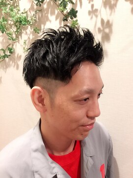 フルール(Fleur) fleur 松浦 剛士  スパイキーショート！！