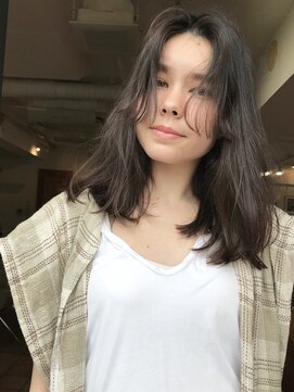 メロウ(MELLOW) Wラインのラインを楽しむhair/10代20代30代40代