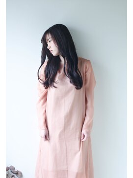 ホワイトルーム(White Room) フェミニンな艶髪ロング♪