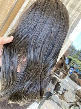 トリート 妙典店(TREAT) オリーブグレージュ×ゆる巻きロング_TREAT妙典