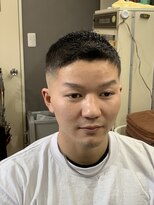 理容ドラゴン スキンフェードカット