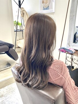 サンカク(SAN KAKU) アッシュベージュ