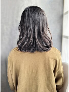 カフープラスエヌ(KAFUU+n) 20代30代40代　一歩先の上質セミディ【彦根】