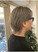 落ち着きのある上品な大人アッシュカラー白髪ぼかし