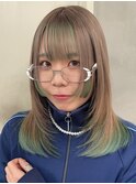 ベージュ × グラデーション × ミントグリーン