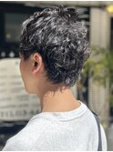 ショートツイスト20代30代明るめオリーブベージュバズカット