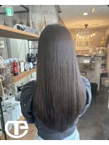 トゥーミー(to mee)&nbsp;スモーキーグレージュ♪【新田】