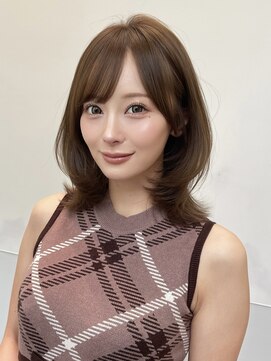 パルス ヨコハマ(PULSE yokohama) 横浜韓国外はねミディアムレイヤーオリーブベージュ