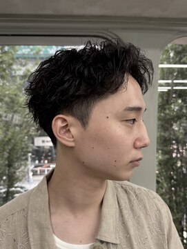 ニコ トウキョウ ロジック(nico TOKYO Logic) スパイキーショート　メンズヘア　短髪　ピンパーマ