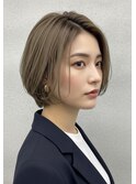 ショートボブ