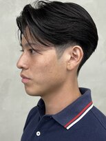 ニコ トウキョウ 渋谷(nico TOKYO)&nbsp;刈り上げセンターパートテーパーフェードカットニュアンスパーマ