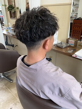 コアフィールフィス(COIFFURE fils) 【見附 今町】メンズショート スパイラル ジェルパーマ