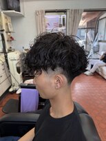 デザミ(Des Amis) スペインカール×テーパーフェード