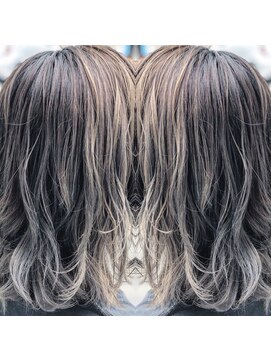 アンシェル(UNCHEL) White×smoke