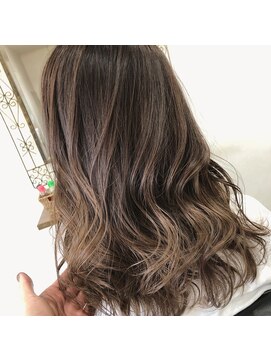 リズ オブ ヘアー(Lis of hair) グラデーション☆マキアートベージュ【大橋】@lis_oohashi