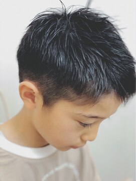 ヘアーブティック にし　NISHI キッズアシメスタイル