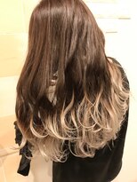 オーティティ(O-TETE)&nbsp;O-tete ホワイトミルクティー毛先カラーブリーチ