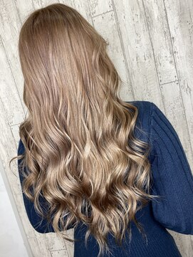 ラピス 大宮(Lapis) 『ミルクティーベージュ』